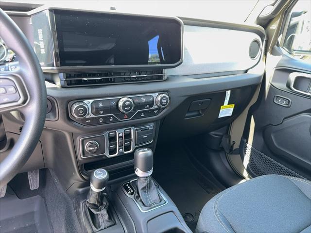 new 2025 Jeep Wrangler car, priced at $43,945