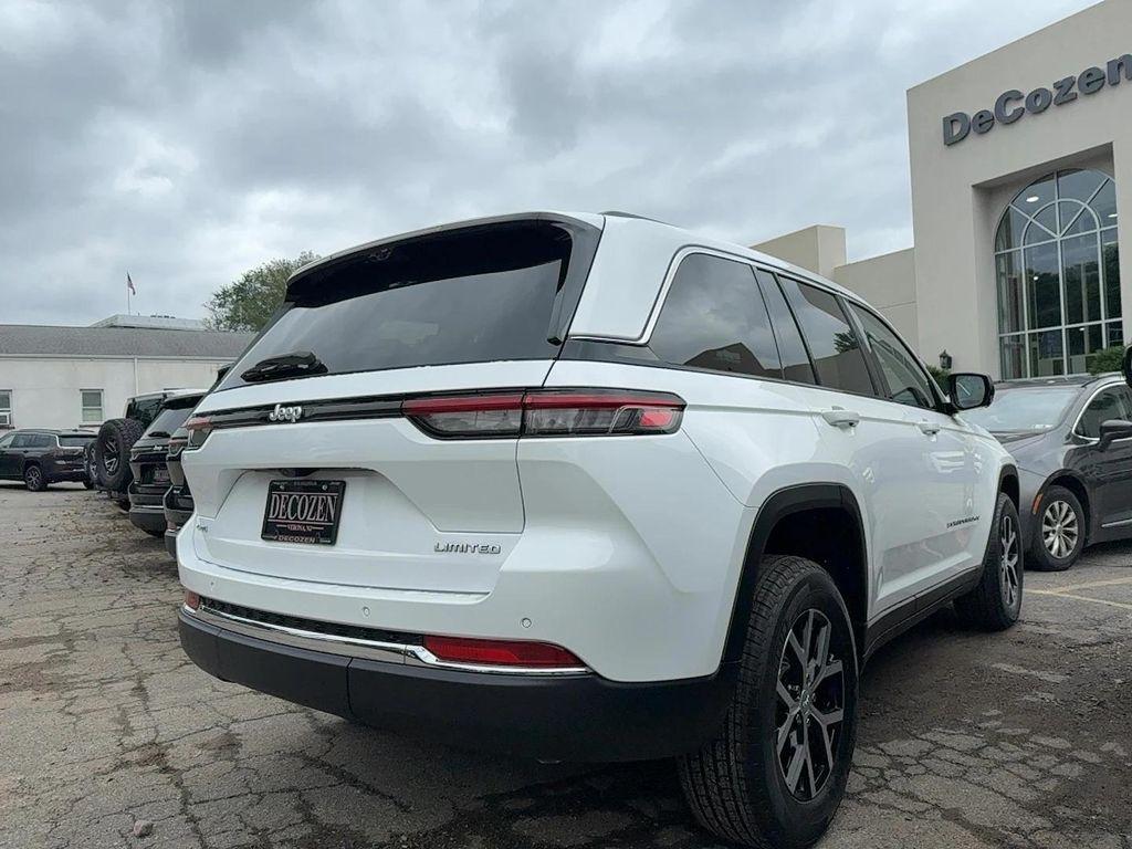new 2025 Jeep Grand Cherokee car, priced at $52,340