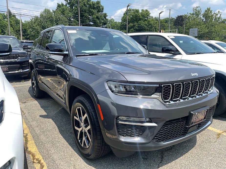 new 2024 Jeep Grand Cherokee car, priced at $52,810