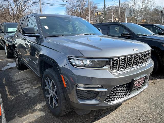 new 2025 Jeep Grand Cherokee car, priced at $50,235