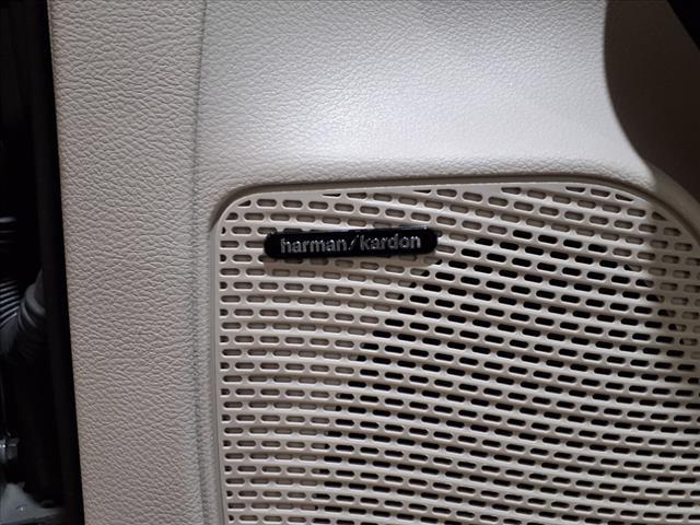 used 2023 Chrysler Pacifica Hybrid car, priced at $38,999