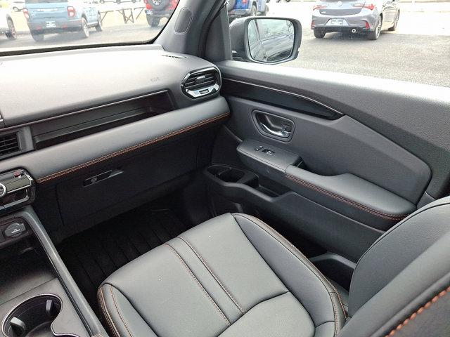 used 2025 Honda Pilot car, priced at $48,931
