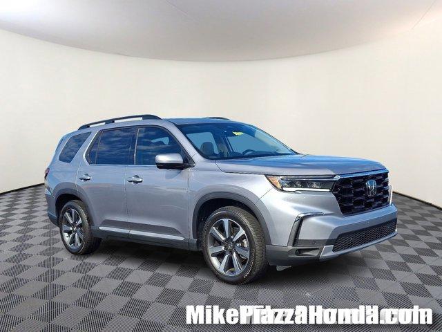 new 2025 Honda Pilot car, priced at $54,575