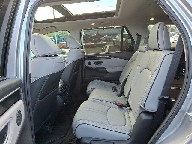 new 2025 Honda Pilot car, priced at $54,575