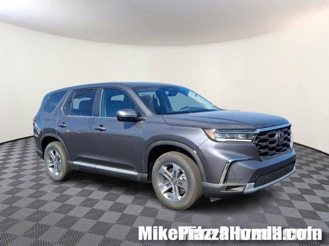 new 2025 Honda Pilot car, priced at $46,995