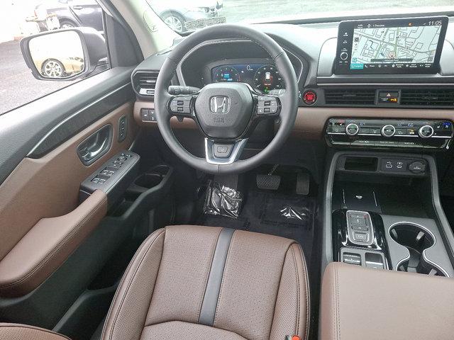 used 2025 Honda Pilot car, priced at $54,531