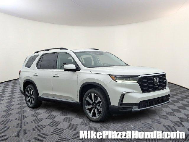 new 2025 Honda Pilot car, priced at $54,985