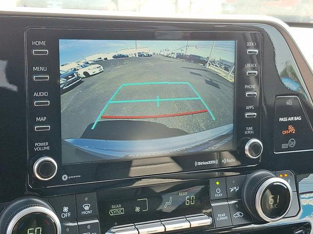 used 2021 Toyota Highlander car, priced at $27,999