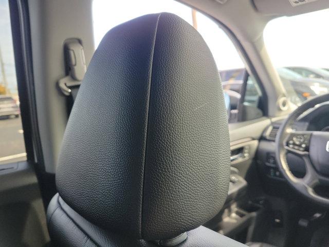 used 2022 Honda Pilot car, priced at $31,731