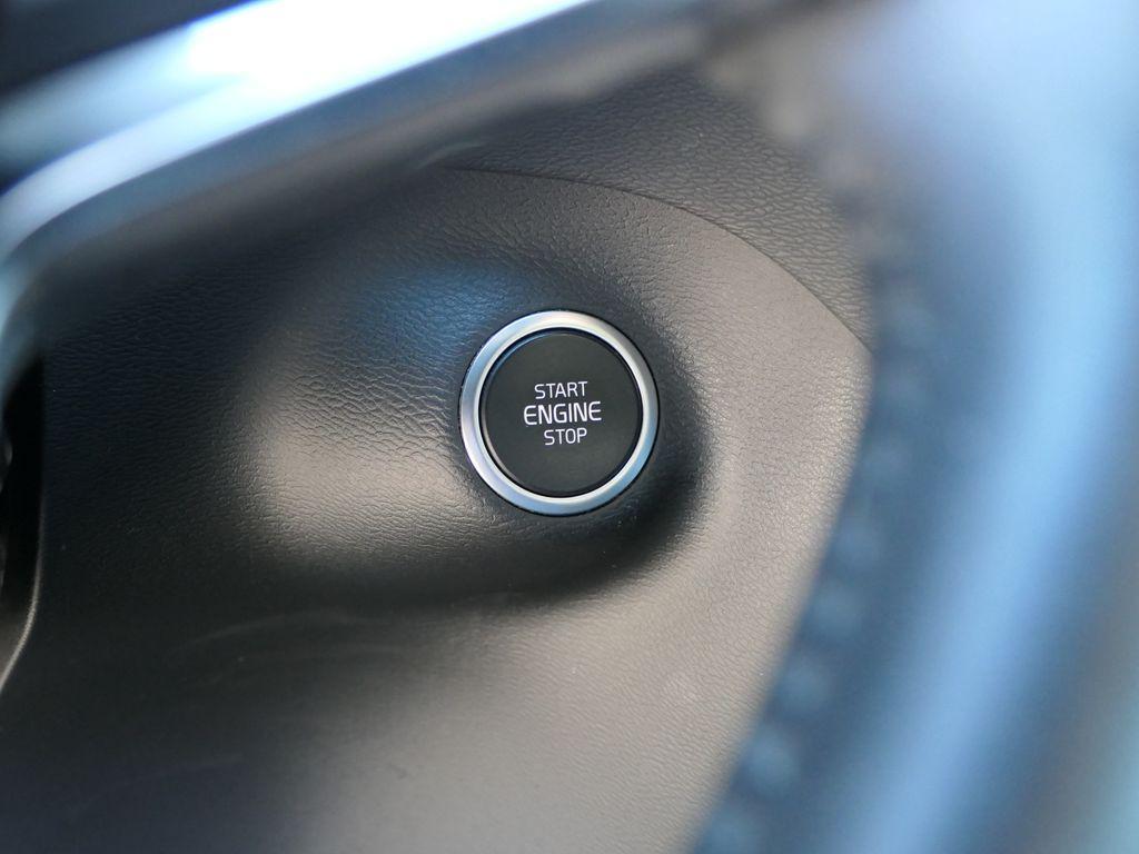 used 2019 Volvo XC40 car, priced at $18,000