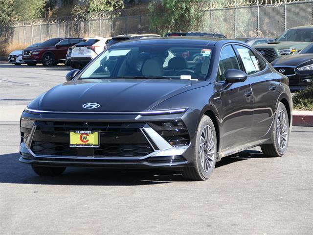 new 2025 Hyundai Sonata Hybrid car, priced at $36,140