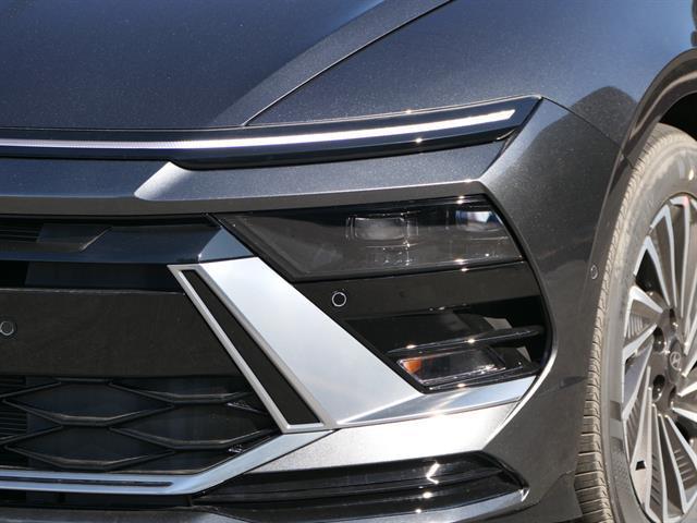 new 2025 Hyundai Sonata Hybrid car, priced at $36,140