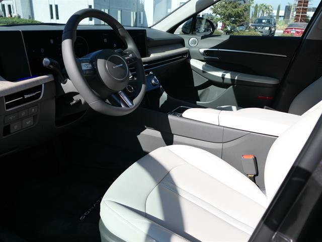 new 2025 Hyundai Sonata Hybrid car, priced at $36,140