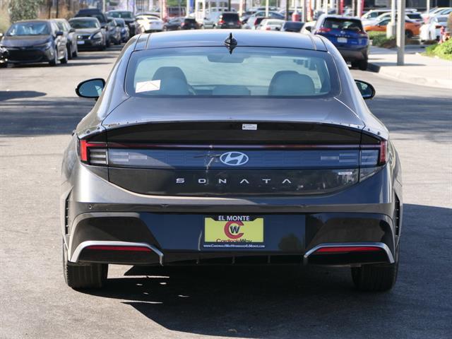 new 2025 Hyundai Sonata Hybrid car, priced at $36,140