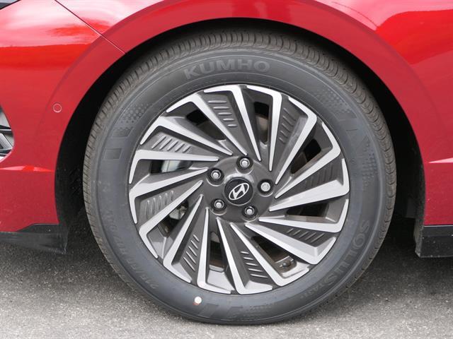 new 2025 Hyundai Sonata Hybrid car, priced at $36,870