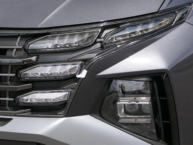 new 2025 Hyundai TUCSON Hybrid car, priced at $40,330