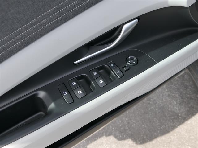 new 2025 Hyundai ELANTRA HEV car, priced at $28,480