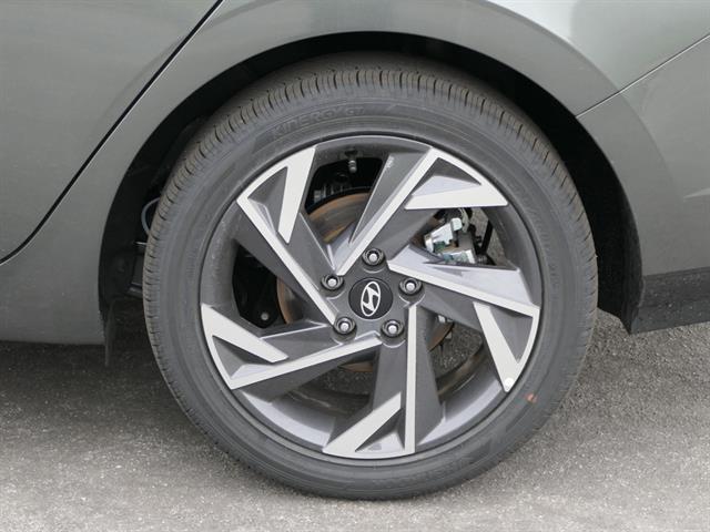 new 2025 Hyundai ELANTRA HEV car, priced at $25,740