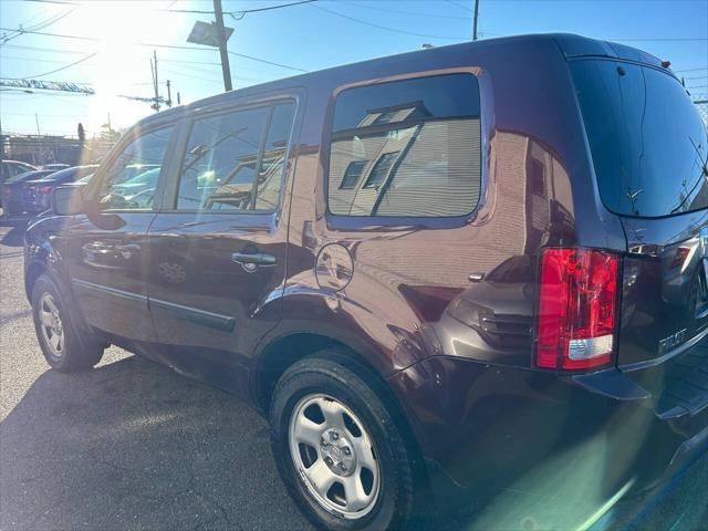 used 2011 Honda Pilot car, priced at $9,995