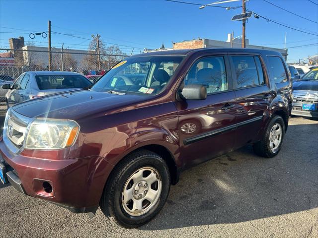 used 2011 Honda Pilot car, priced at $9,995