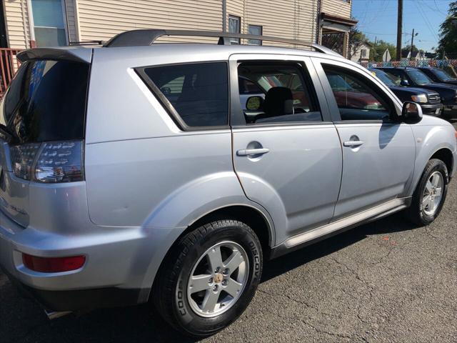 used 2010 Mitsubishi Outlander car, priced at $7,495