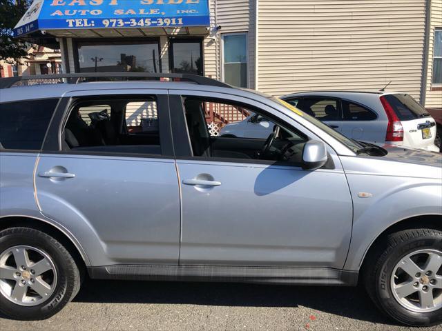 used 2010 Mitsubishi Outlander car, priced at $7,495