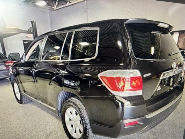 used 2012 Toyota Highlander car, priced at $10,495