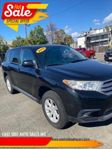 used 2012 Toyota Highlander car, priced at $10,495