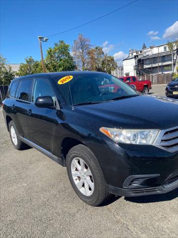 used 2012 Toyota Highlander car, priced at $10,495