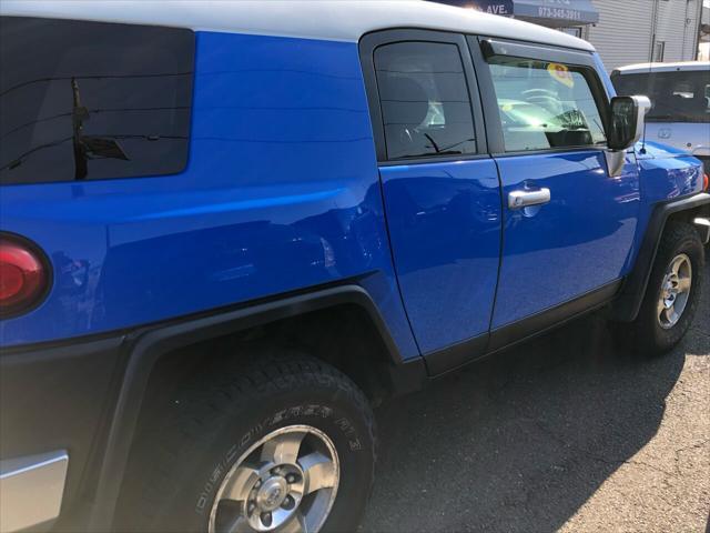 used 2008 Toyota FJ Cruiser car, priced at $12,495