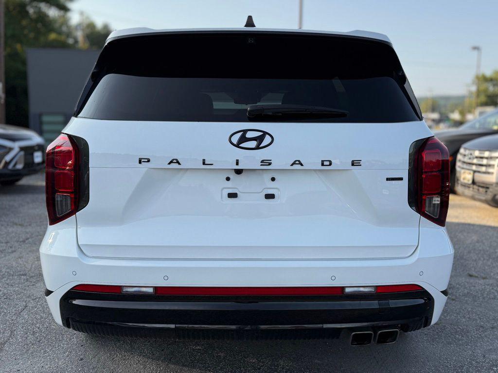 used 2025 Hyundai Palisade car, priced at $49,213