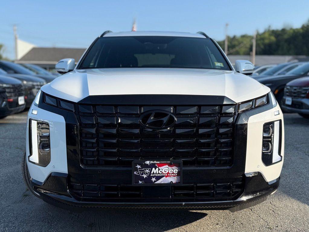 used 2025 Hyundai Palisade car, priced at $49,213