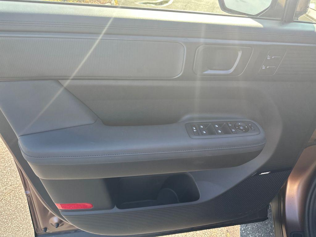 new 2025 Hyundai SANTA FE HEV car, priced at $45,842