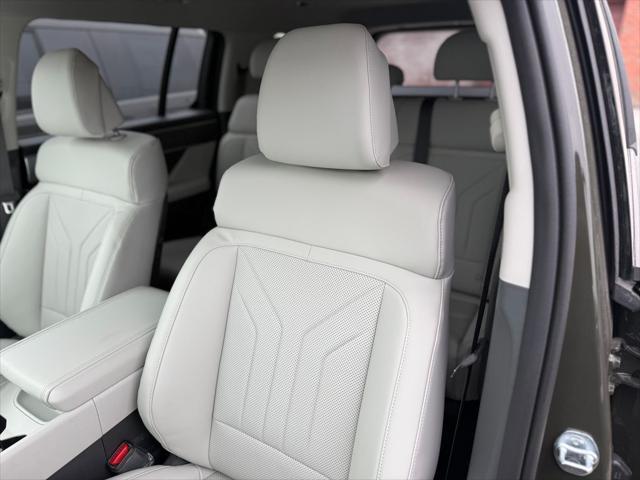 new 2025 Hyundai Santa Fe car, priced at $37,125