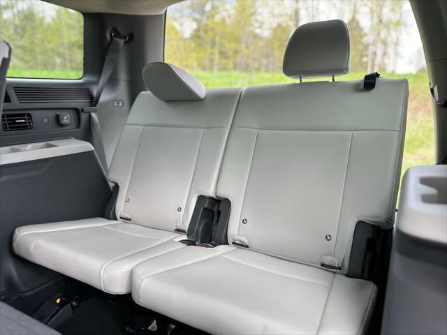new 2025 Hyundai Santa Fe car, priced at $44,219