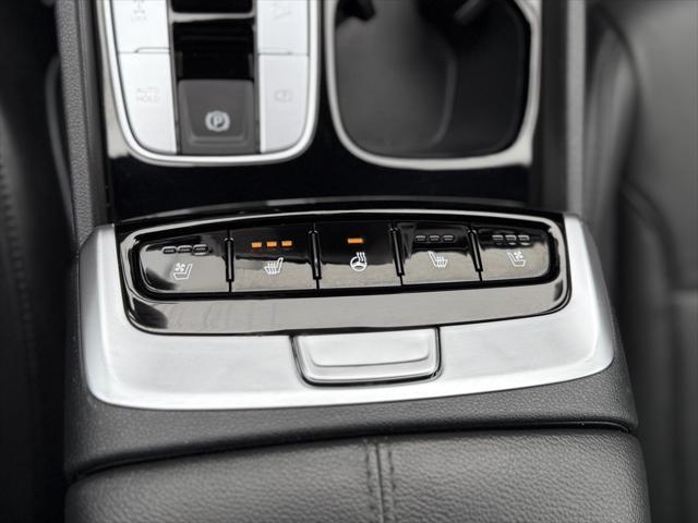 used 2024 Hyundai SANTA CRUZ car, priced at $33,000