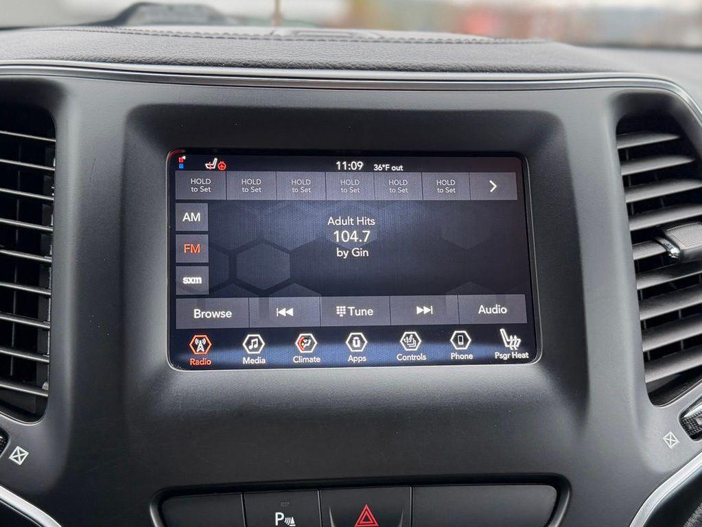 used 2020 Jeep Cherokee car, priced at $21,267