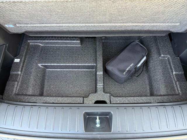 new 2025 Hyundai TUCSON Hybrid car, priced at $35,250