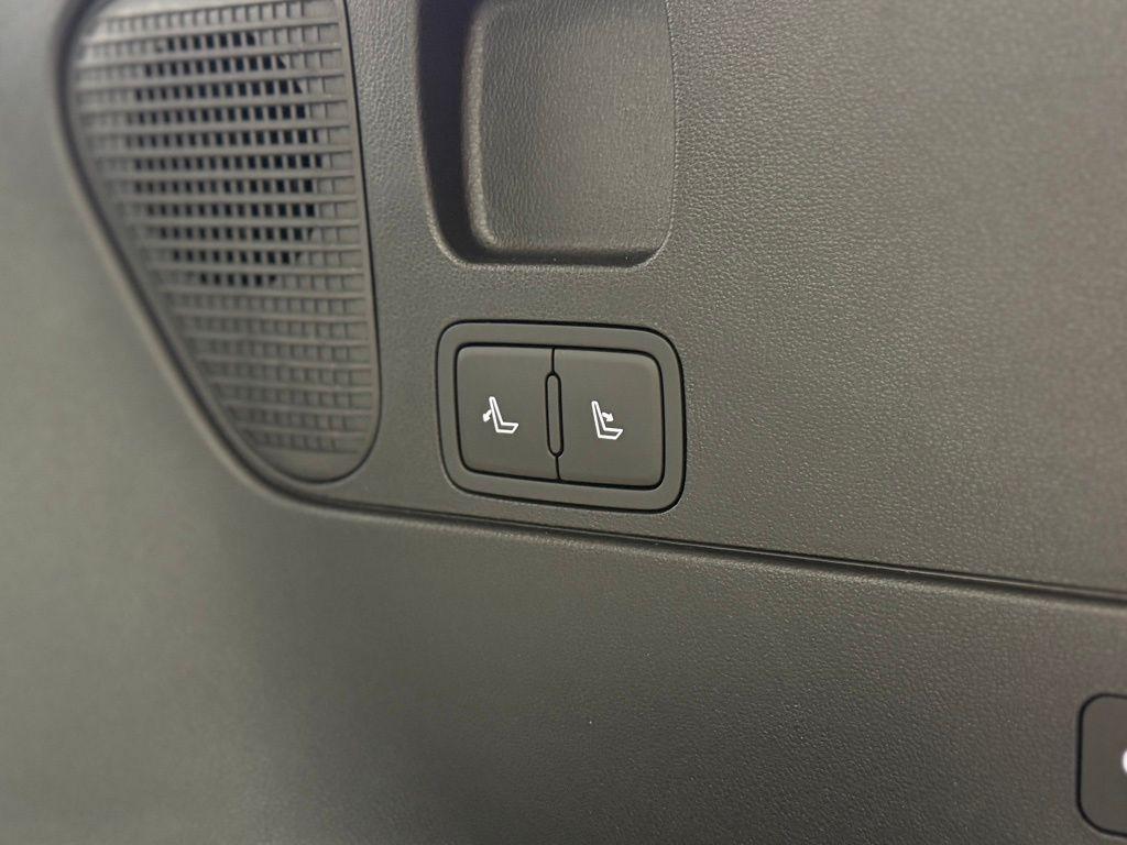 new 2026 Hyundai IONIQ 9 car, priced at $67,460