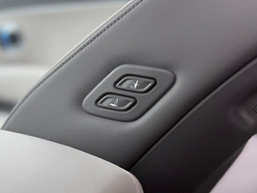 new 2026 Hyundai IONIQ 9 car, priced at $67,460