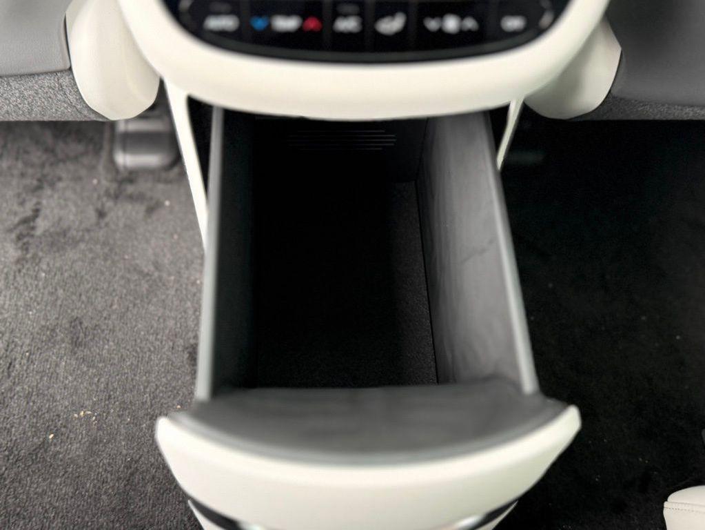 new 2026 Hyundai IONIQ 9 car, priced at $67,460