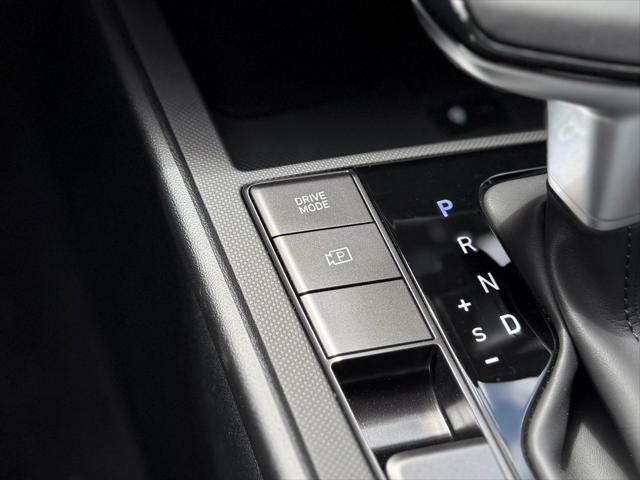 new 2025 Hyundai Elantra car, priced at $26,240