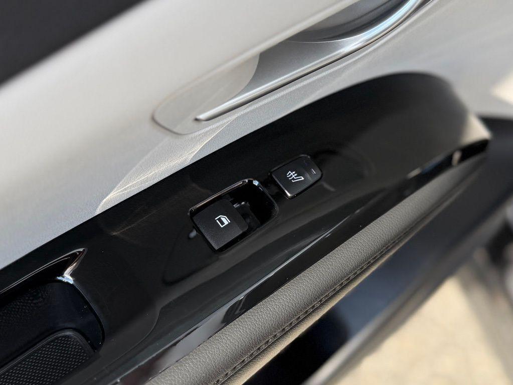 used 2022 Hyundai TUCSON Hybrid car, priced at $23,552