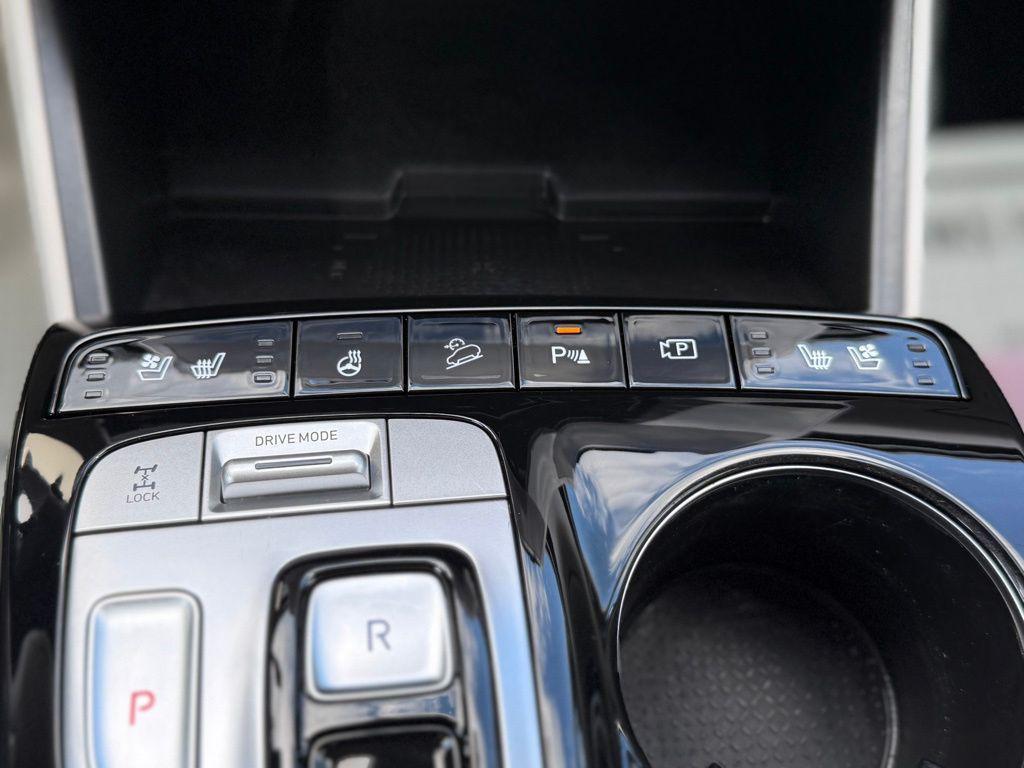used 2022 Hyundai TUCSON Hybrid car, priced at $23,552