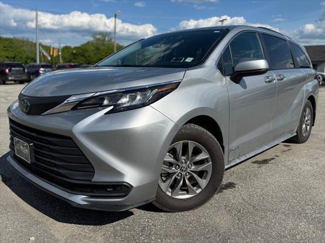 used 2021 Toyota Sienna car, priced at $39,500