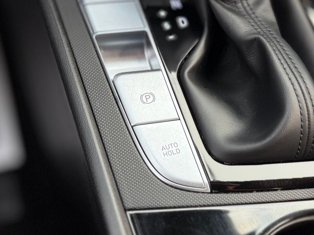 used 2022 Hyundai ELANTRA HEV car, priced at $19,401