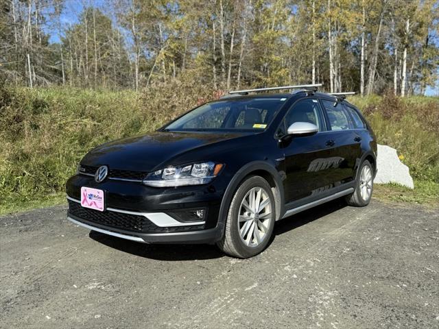 used 2018 Volkswagen Golf Alltrack car, priced at $20,628