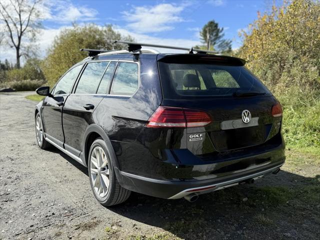 used 2018 Volkswagen Golf Alltrack car, priced at $20,628