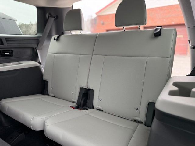new 2025 Hyundai Santa Fe car, priced at $36,285