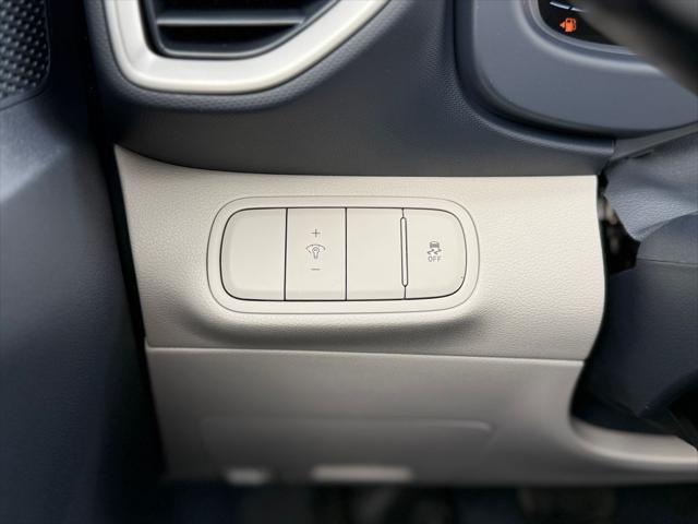 new 2025 Hyundai Venue car, priced at $24,195
